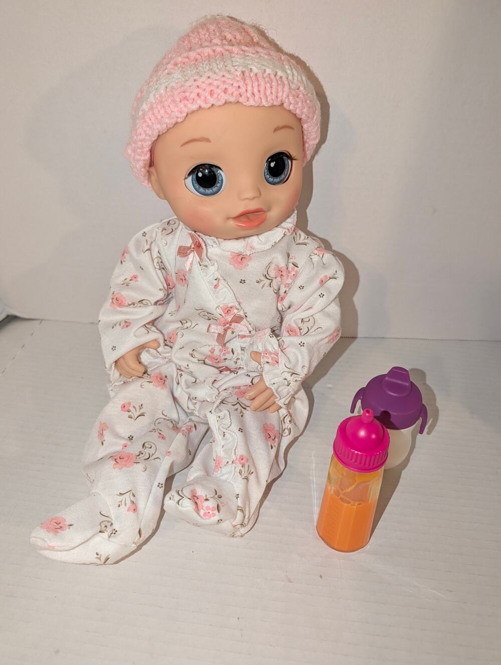 Baby Alive Real As Can Be E2352 2017 Hasbro Blonde Blue Eyes TESTED & WORKS!